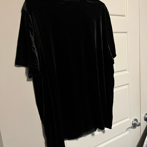 BLACK VELVET SHIRT - Picture 7 of 8